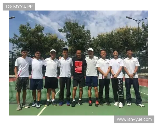 西安网球队的团队协作与默契配合探讨