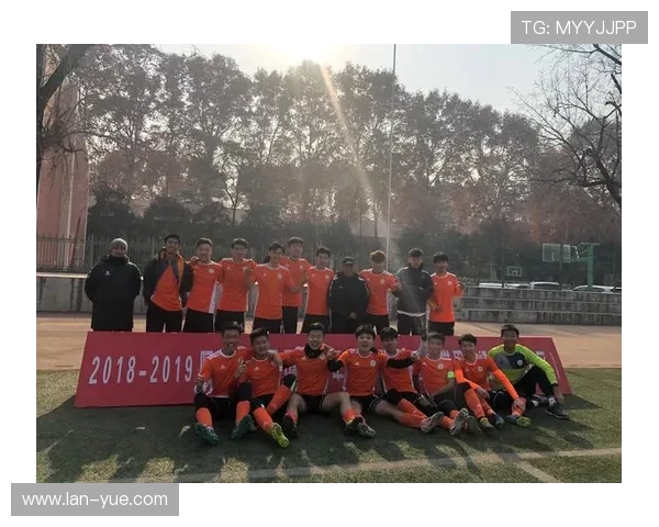 西安足球队个人能力引发热议球迷对球员表现褒贬不一