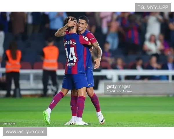 坎塞洛在足球场上的华丽转身与战术价值解析