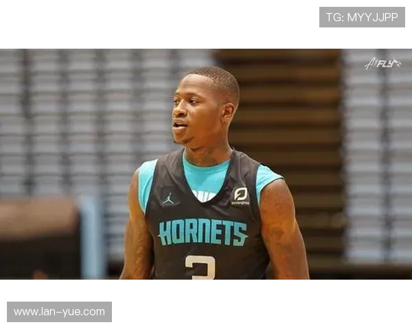 特里罗齐尔的篮球之路与成长历程探秘