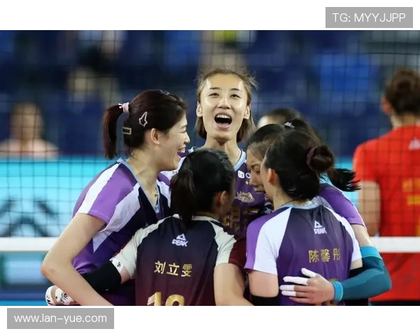 北京排球队比赛经验引发热议球迷对战术选择和球员表现展开激烈讨论