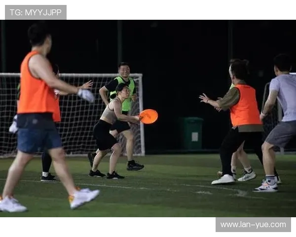 广州飞盘队战术创新揭秘盯防策略如何引领新潮流